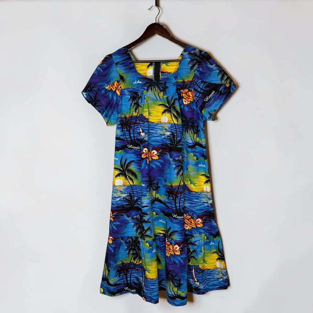 Royal Creations Hawaiian Aloha Muumuu Midi Dress Resort Wear Tropical Sunset L